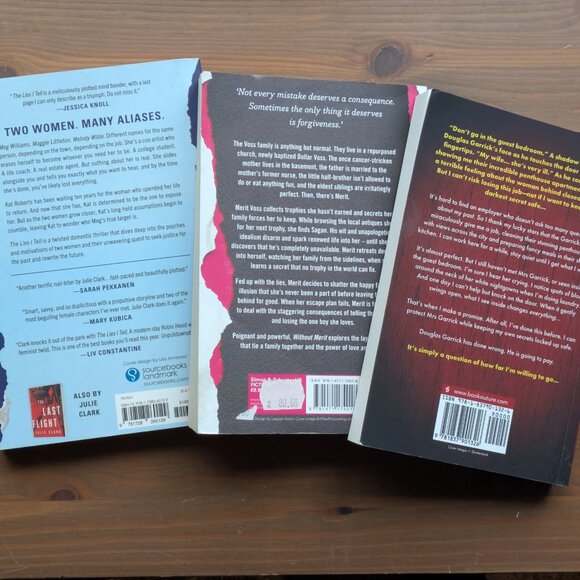 Book Collection - Multicolor - Picture 2 of 3